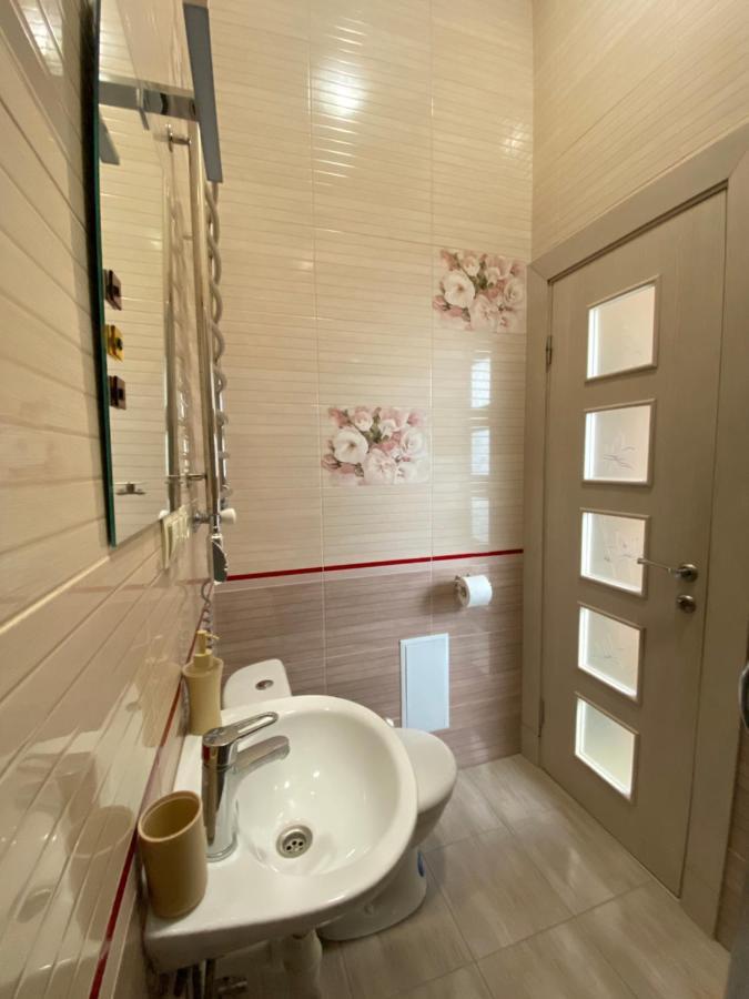 Opera House Apartment Lwów Zewnętrze zdjęcie